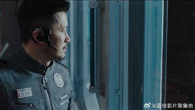 地球发生地震，刘培强担心儿子，直接打电话给韩子昂