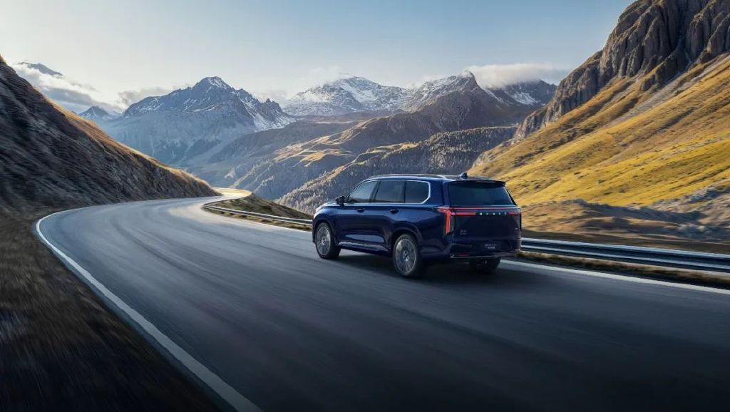 20-30万级中大型SUV遇冷!为何这两款车叫好不叫座?