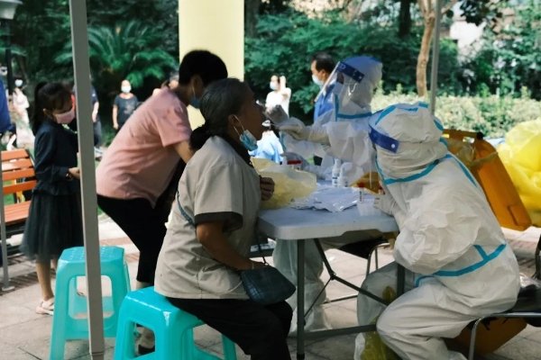 上海试管婴儿医院(“为了我深爱的成都!雄起!”——成都西南不孕不育医院抗疫瞬间)