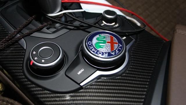 独立试驾阿尔法•罗密欧Stelvio:刷机之后还算销魂