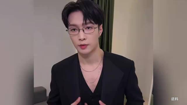 张艺兴缺席EXO见面会：因参加国家话剧院重要活动赶回北京，向每一位受到影响的人致以深深的歉意