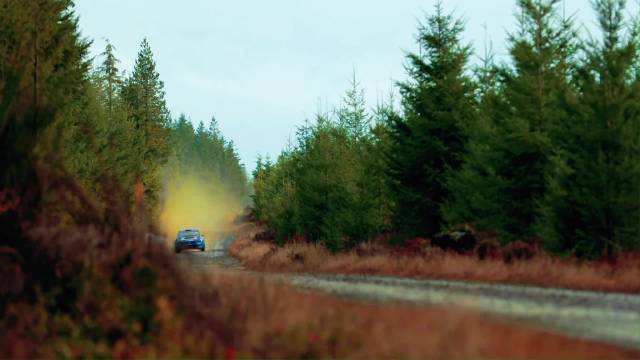 曾经的经典赛车，拉力赛场的一抹蓝