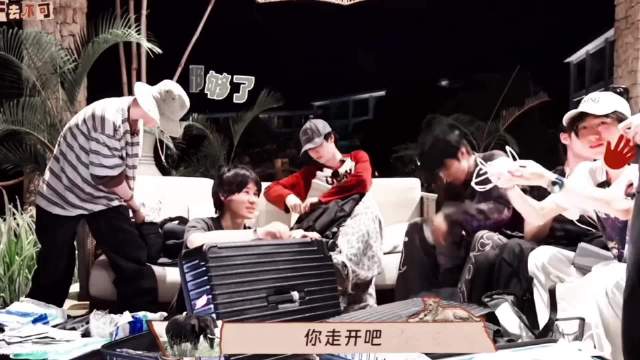 一直很爱干净的男生超加分的