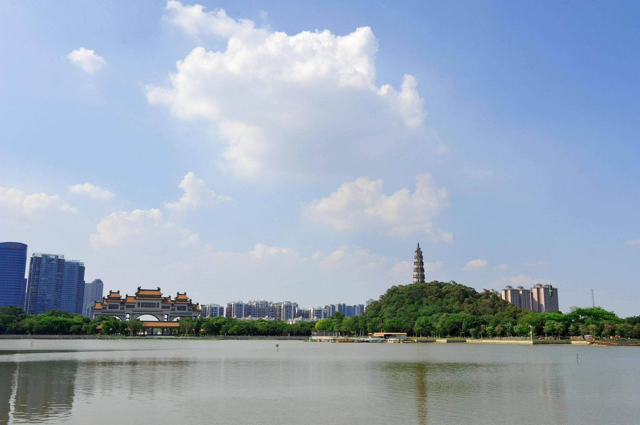 湾区逐梦热土如何炼成?全国百校青年选择顺德的十大理由休闲区蓝鸢梦想 - Www.slyday.coM 湾区逐梦热土如何炼成?全国百校青年选择顺德的十大理由休闲区蓝鸢梦想 - Www.slyday.coM