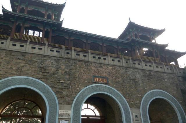 南京面积和人口_江苏面积最大的地级市,却面临严峻的“挑战”,人口流失十分