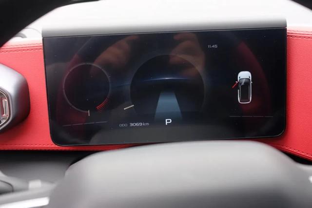 试驾吉利ICON:给年轻人造车的一个标准答案