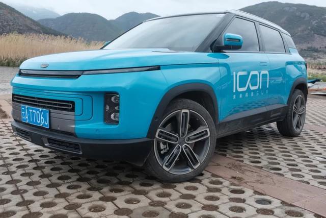 试驾吉利ICON:给年轻人造车的一个标准答案