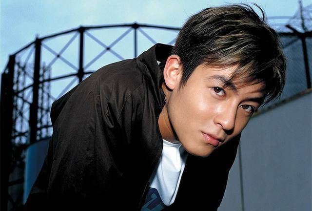 这些退出娱乐圈的明星,说退就退,都没复出休闲区蓝鸢梦想 - Www.slyday.coM 这些退出娱乐圈的明星,说退就退,都没复出休闲区蓝鸢梦想 - Www.slyday.coM