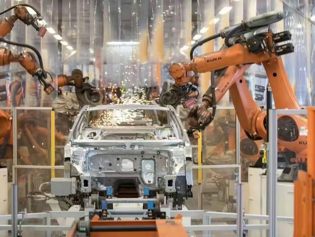 国产新能源车崛起，超八成豪车车主换购国产车