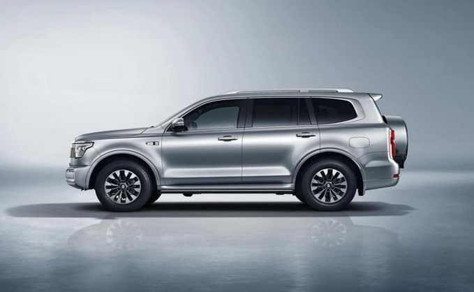 北京BJ60和坦克500,同为硬派越野SUV,到底该怎么选?