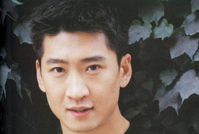 这些退出娱乐圈的明星,说退就退,都没复出休闲区蓝鸢梦想 - Www.slyday.coM 这些退出娱乐圈的明星,说退就退,都没复出休闲区蓝鸢梦想 - Www.slyday.coM