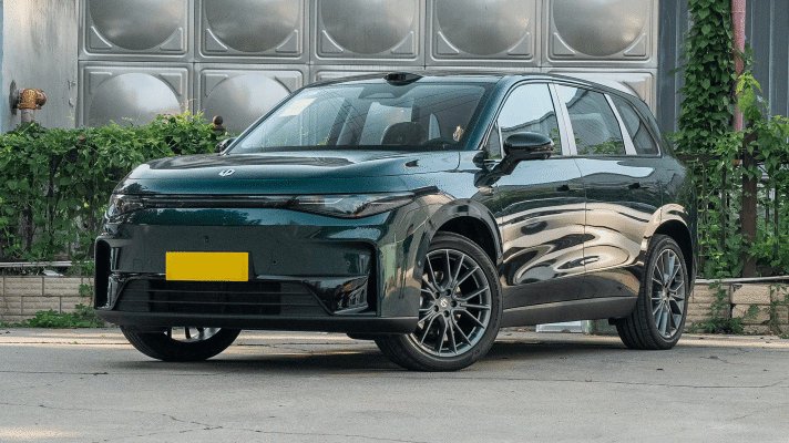 宋PLUS、银河E5、C10、深蓝S05谁更全面?