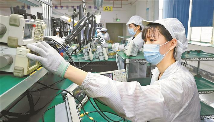 以制造业为中心筑牢深圳实体经济“基本盘”|产业链|实体经济|经济发展_新浪新闻