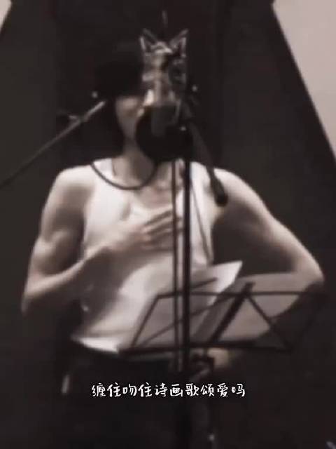 宋亚轩磨棚飙高音转音，致敬偶像陶喆