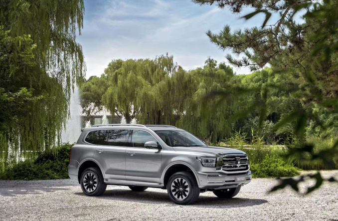 北京BJ60和坦克500,同为硬派越野SUV,到底该怎么选?