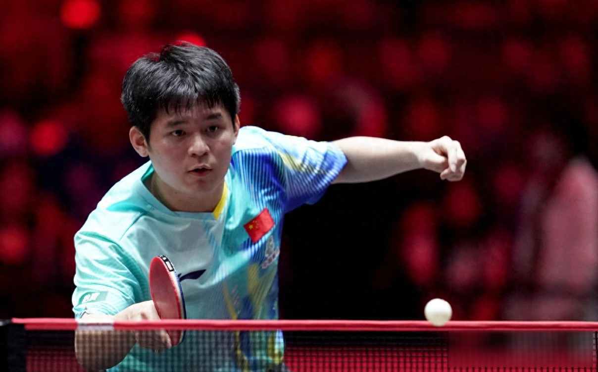 林诗栋退赛了，替补新人站上前台，国乒悄悄换血