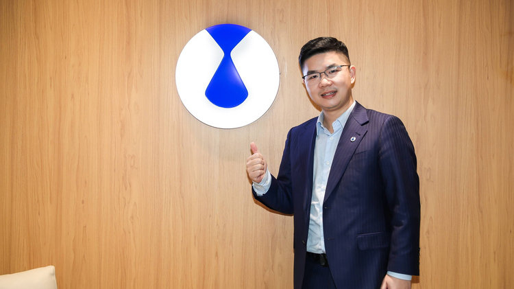 比亚迪高端品牌人事变动，腾势前“掌门人”赵长江辞职！