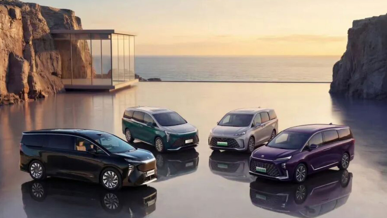 上汽通用报警！别克GL8遭有组织抹黑，要坚决追究责任！