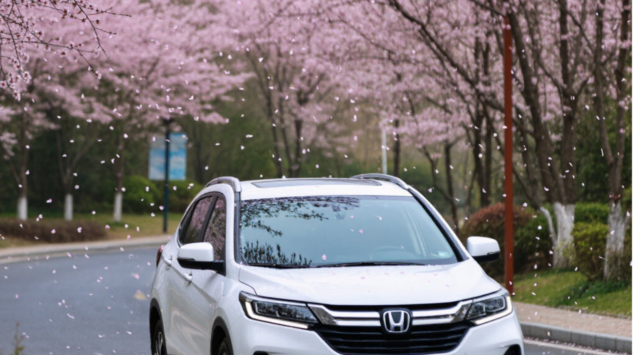 本田缤智行驶中修复活塞环堵塞烧机油