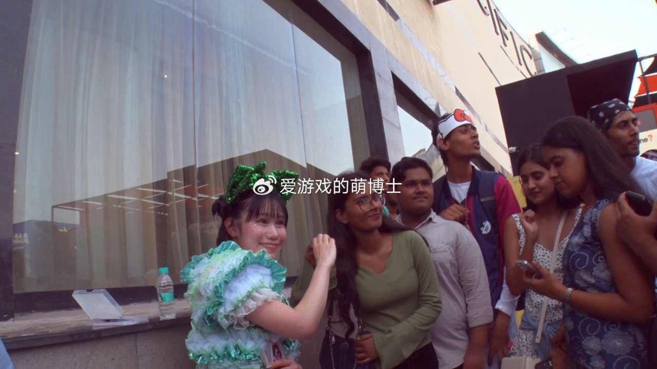 另辟蹊径，在日本默默无闻的地下偶像主攻印度市场，打出一片天