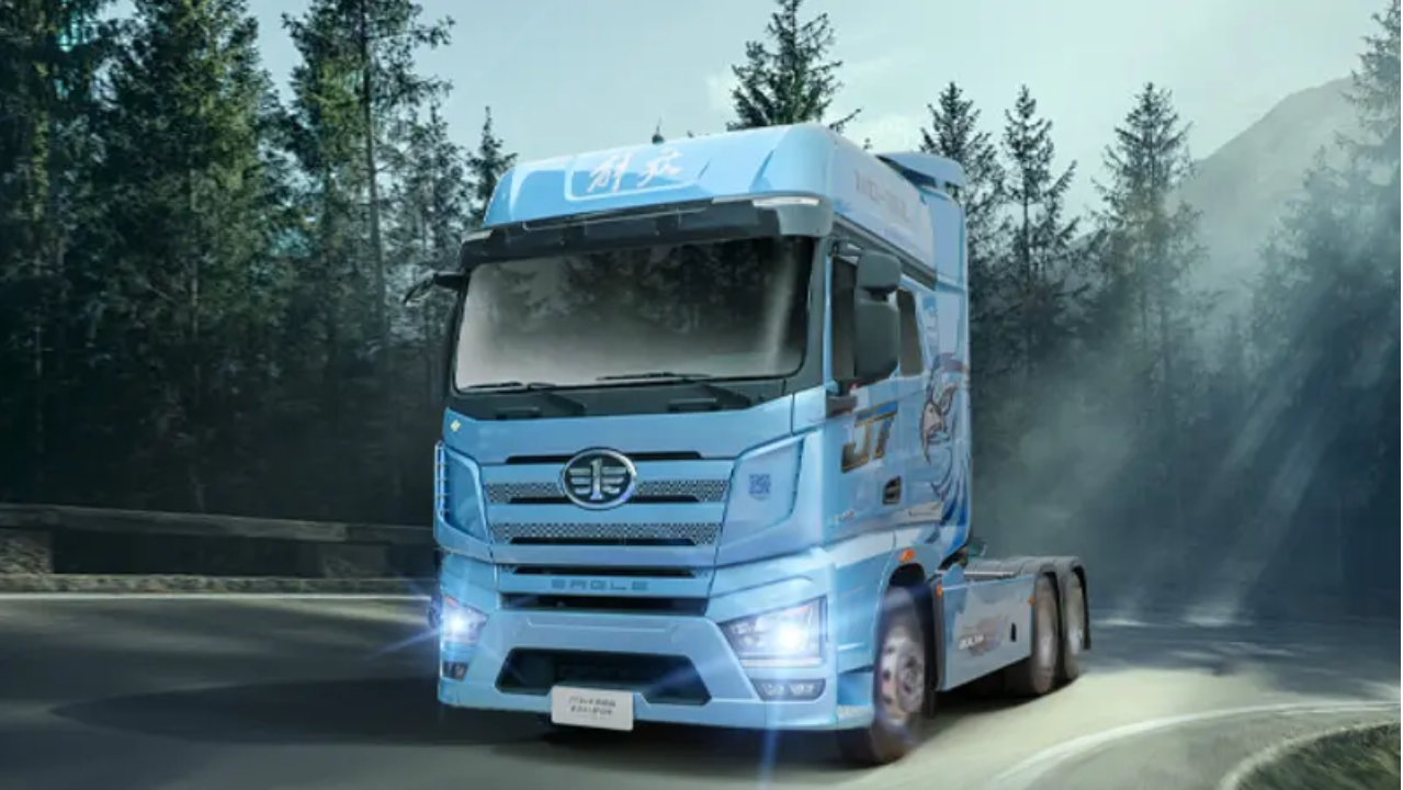 连续三个月批发销量过千， 解放J7专为高端局打造