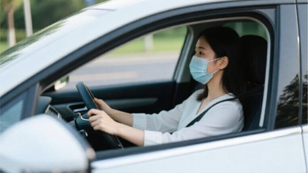 长安马自达被指歧视女司机 客服回应：非官方出品