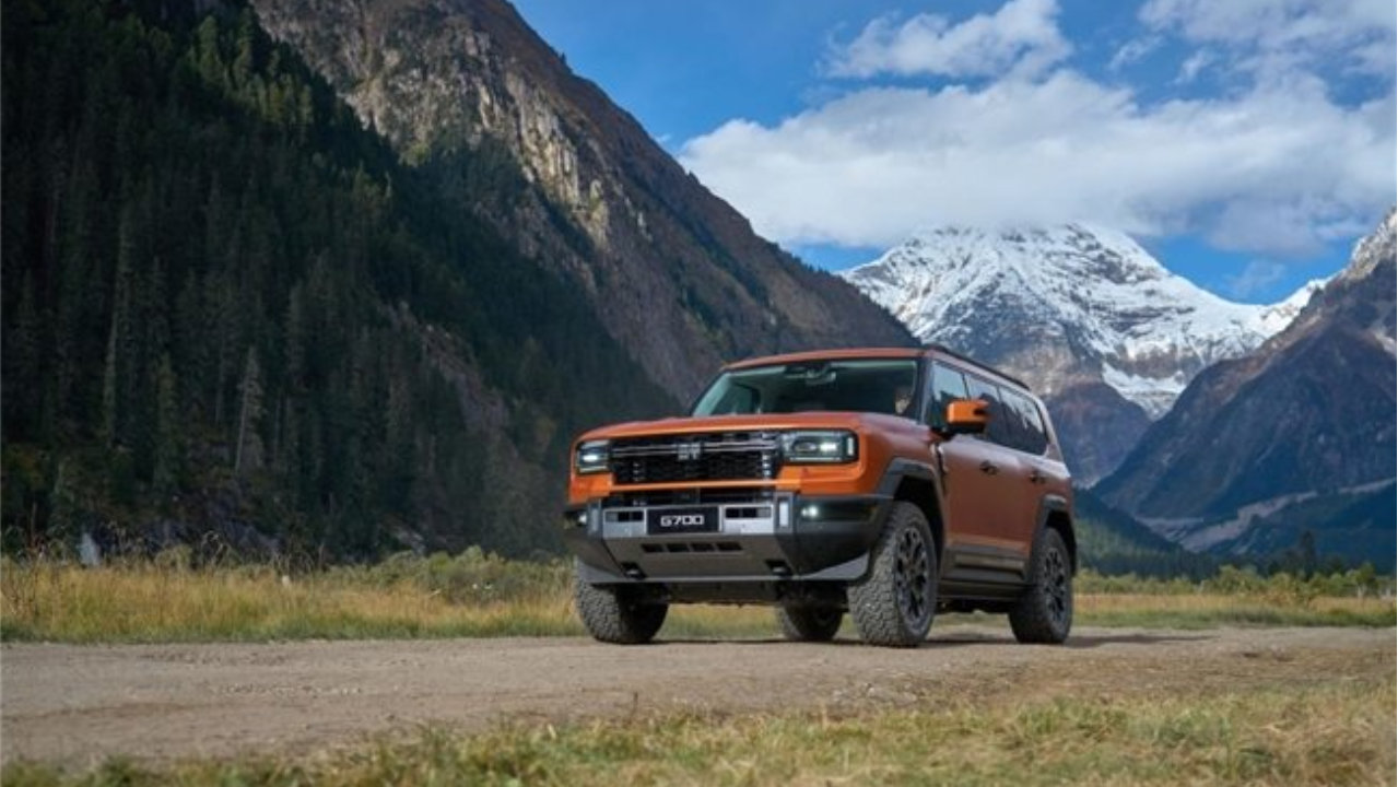 纵横G700以全领域硬核实力，重塑豪华越野安全新标杆