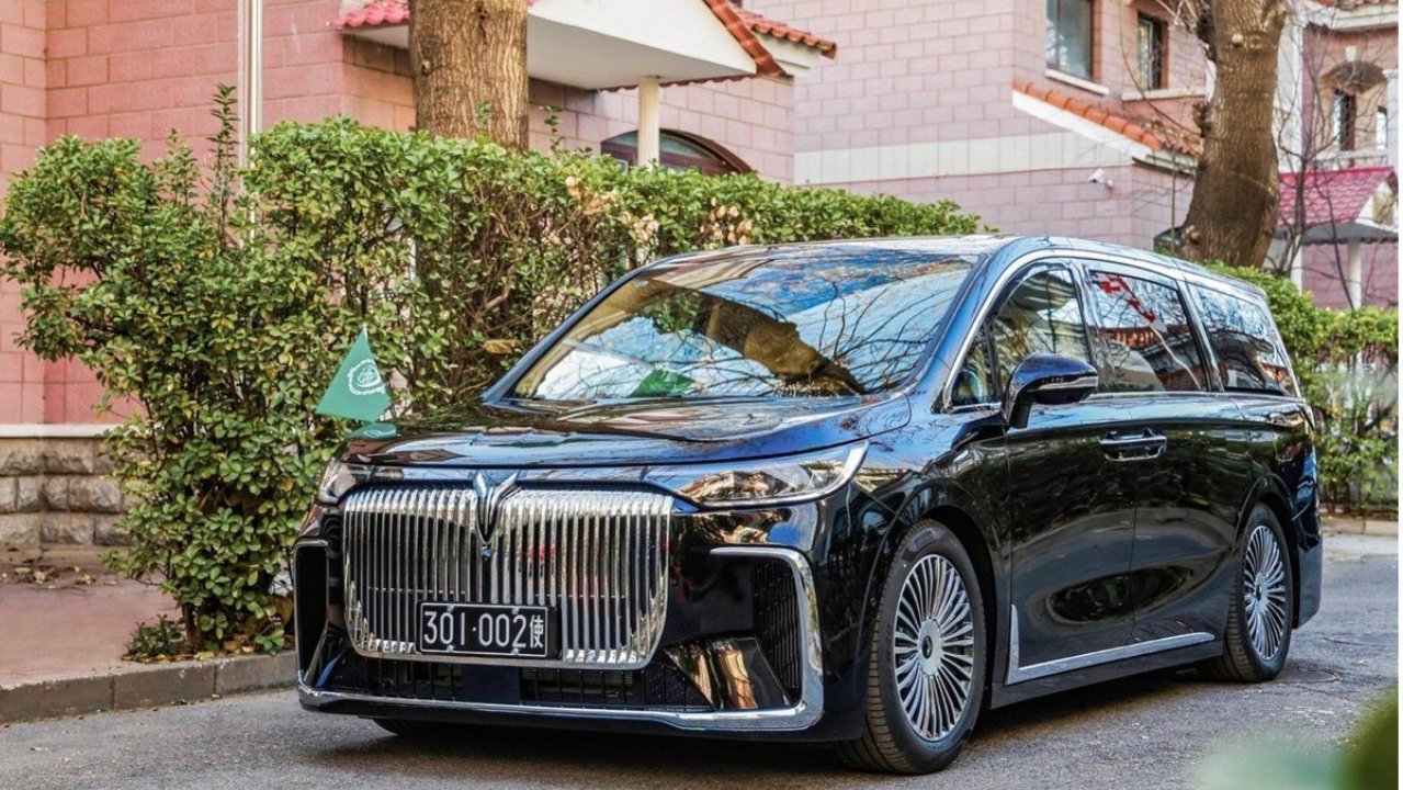 打破外资垄断格局，岚图梦想家凭何成为四国使馆的共同选择？