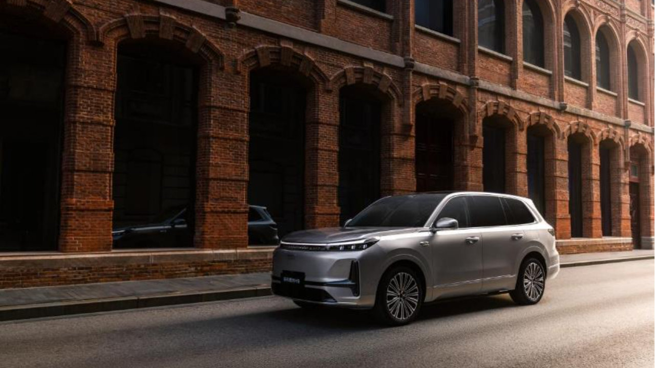 主流旗舰，大家的选择！ 吉利银河M9上市后连续三个月月销破万