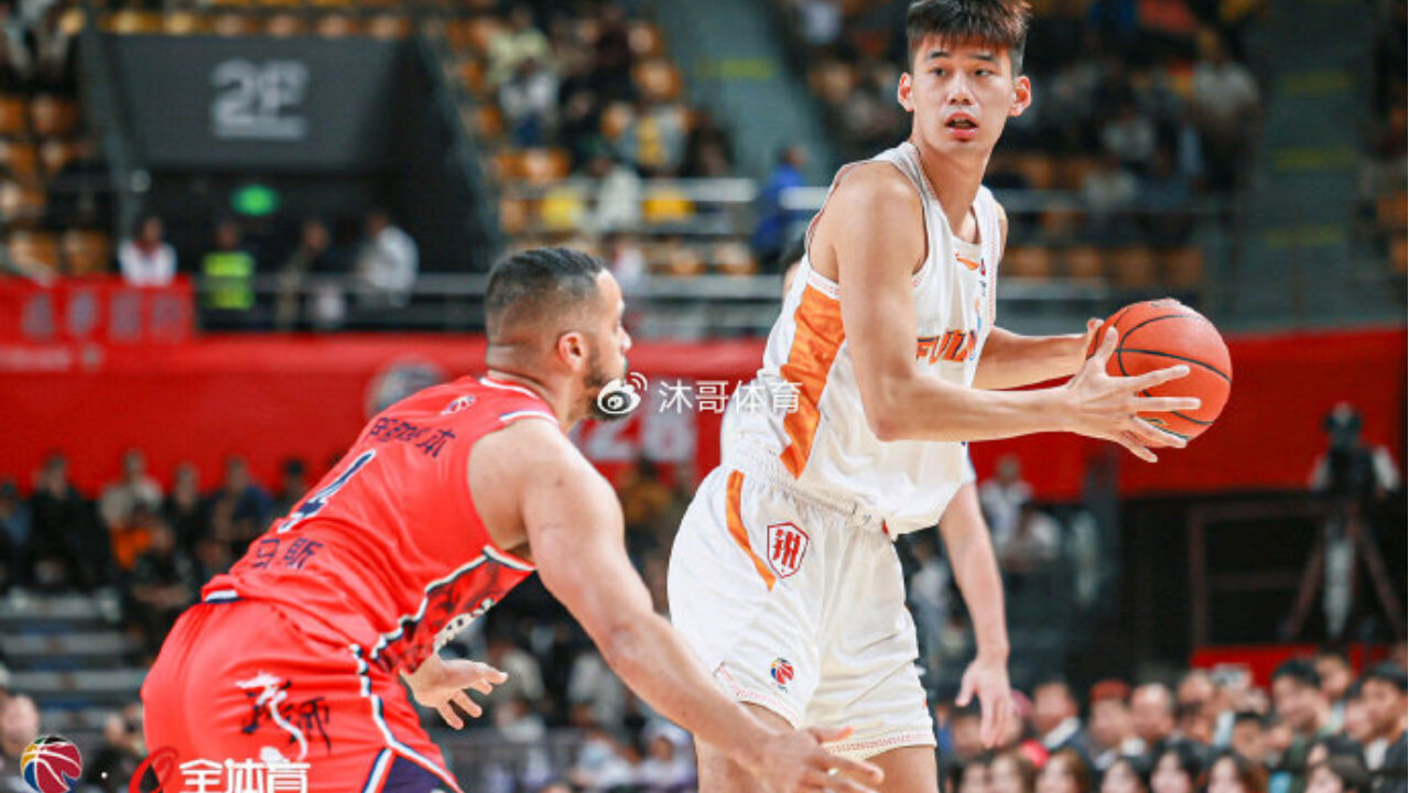 郭艾伦徐昕复出难挽败局 广州主场遭福建双杀 22分逆转未果吞两连败