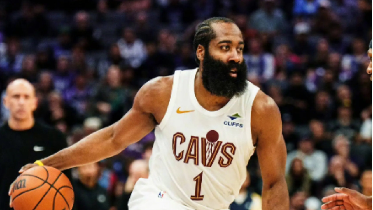 哈登09年选秀屈居第3顺位，那在他前面2人是谁 成就有多高？