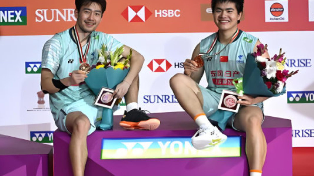 梁伟铿/王昶2-1绿川大辉/山下恭平，夺得冠军