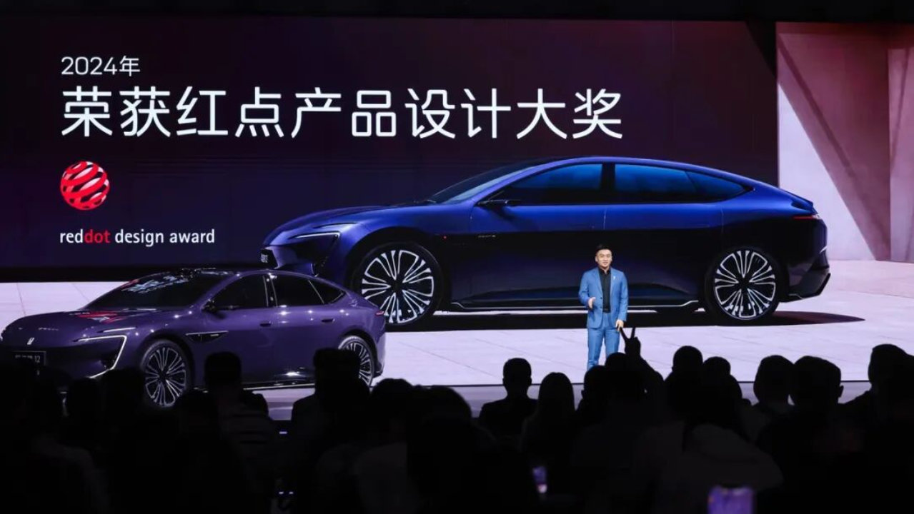 新阿维塔12预售价29.99万元起，全系标配896线激光雷达