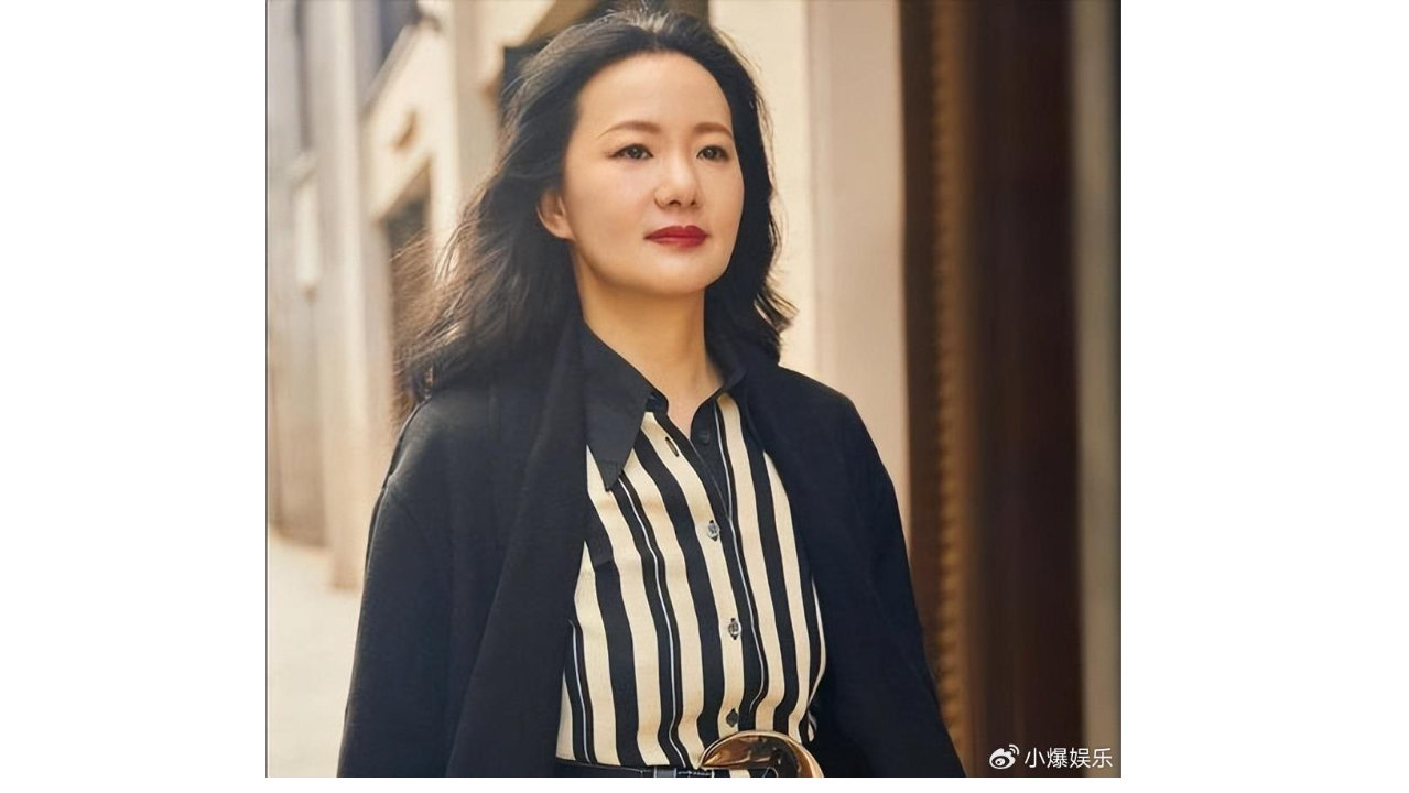 2亿身价陪陈道明8年无名分，转身嫁王菲初恋，54岁咏梅的狠女人生