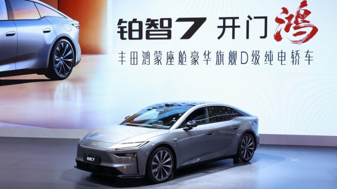 铂智7以行业首个“豪华新三件”，强势入局20万级豪华纯电轿车！