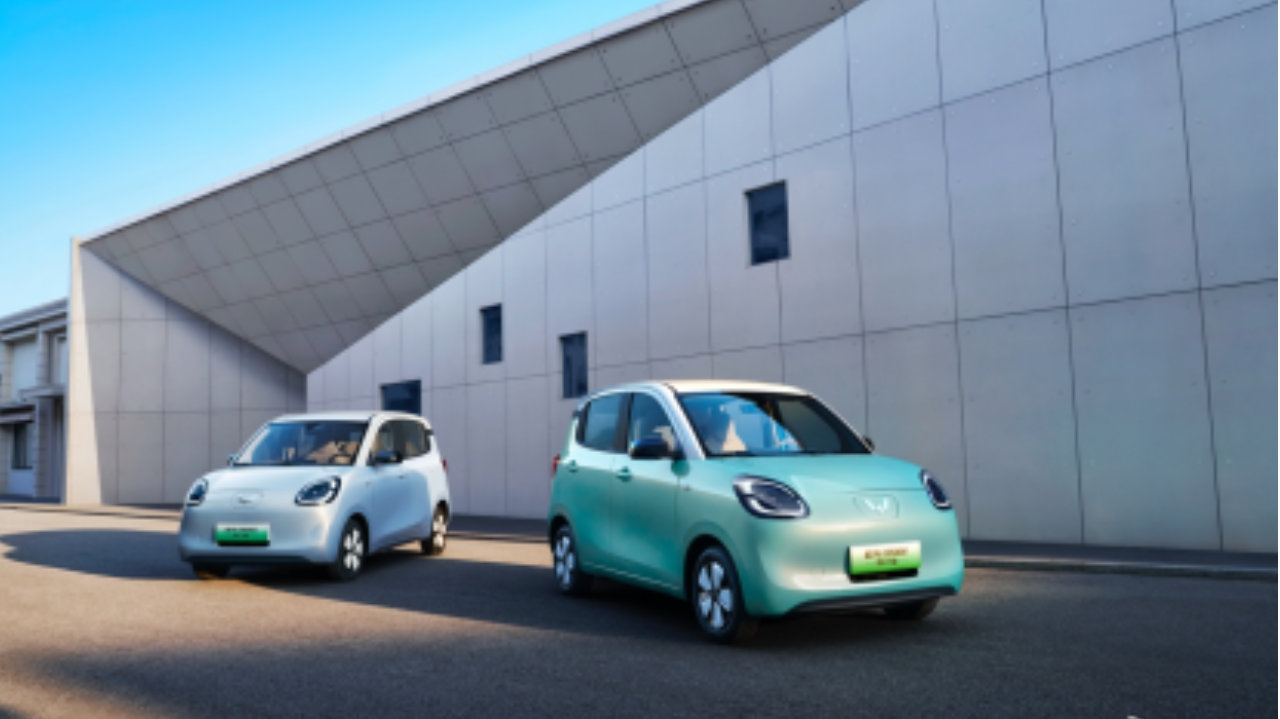 宏光MINIEV家族2025年热销435598辆 累计突破185万稳居销冠