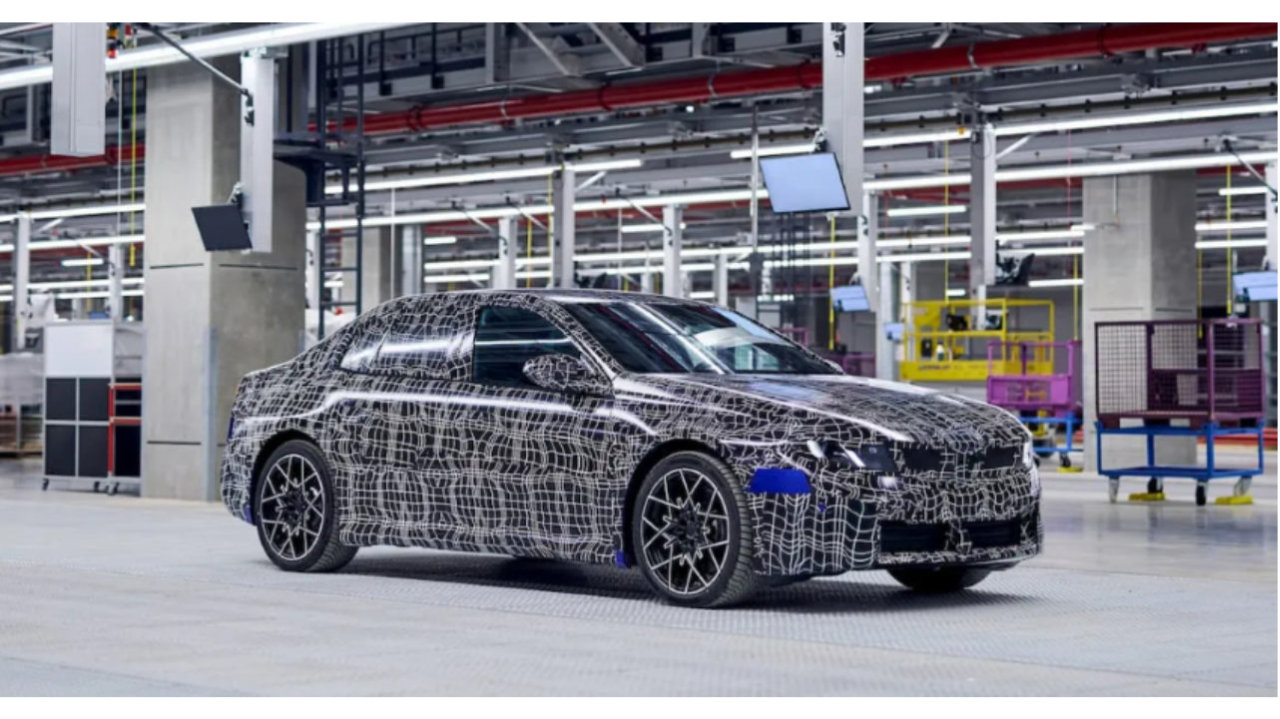 宝马“新世代”首款轿车来了！800伏架构上车i3，续航破800公里