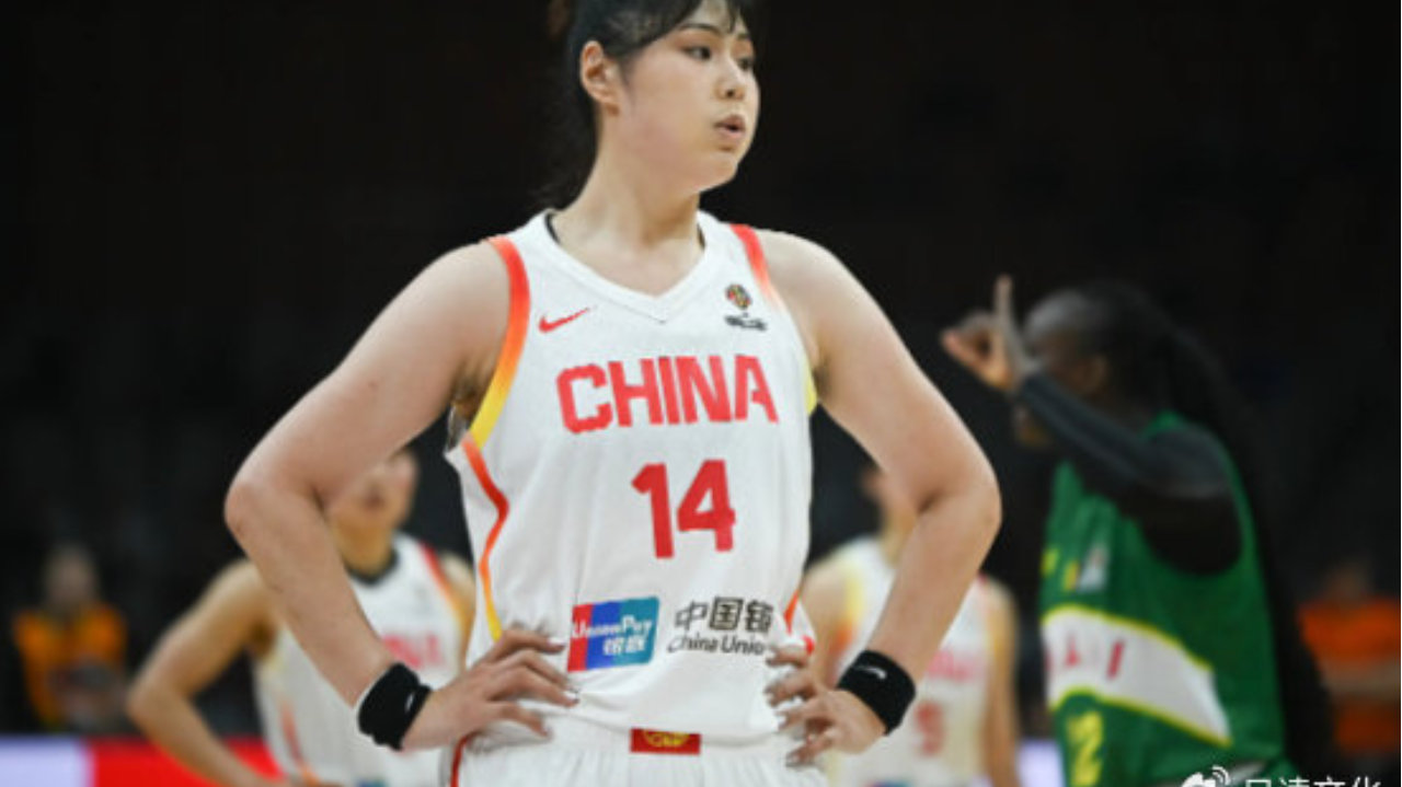 李月汝赛后采访，回应中国女篮开门红