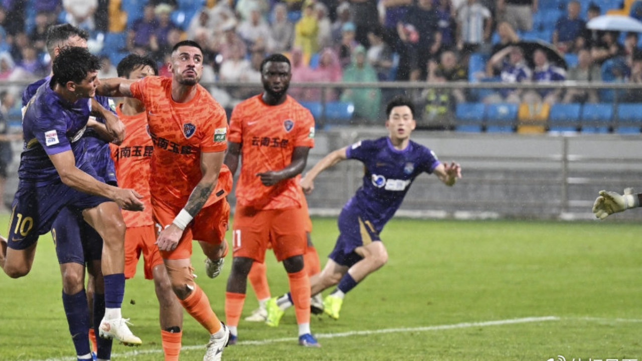 天津津门虎3-2云南玉昆，豪取中超四连胜