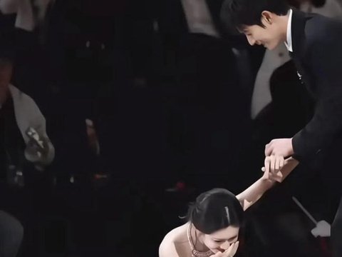 孟子义摔倒获五人相助，李昀锐练拳，白鹿跳踢踏舞