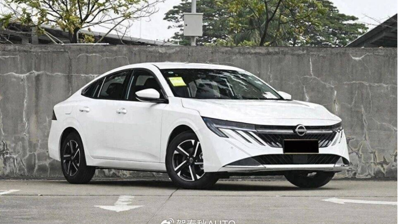 全新日产轩逸将上市，一体式双联屏+发光Logo L2级智驾加持