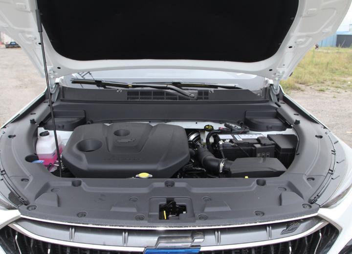 长安欧尚X5对比风神奕炫GS马赫版