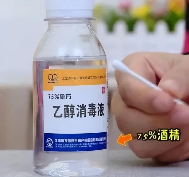 钢丝球用久了油渍多怎么办？快速去污有诀窍