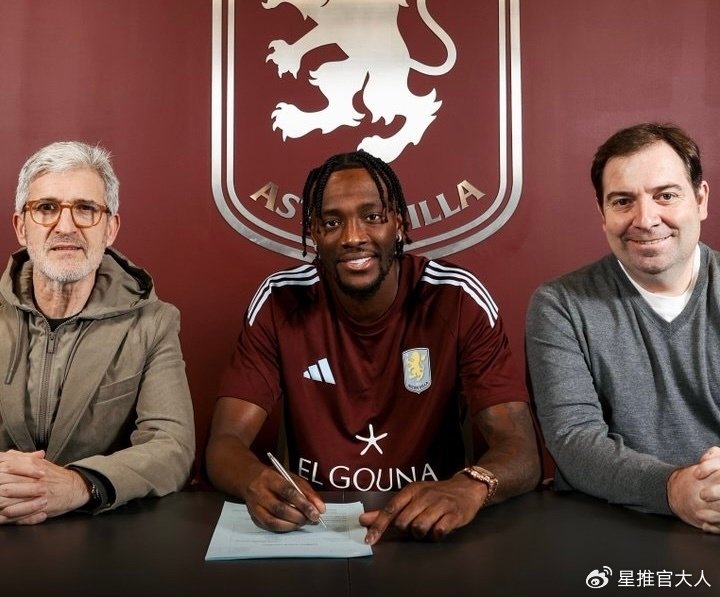 足坛一夜动态：英超第3官宣新援！曼联阿森纳爆发冲突 C罗怒斥后卫