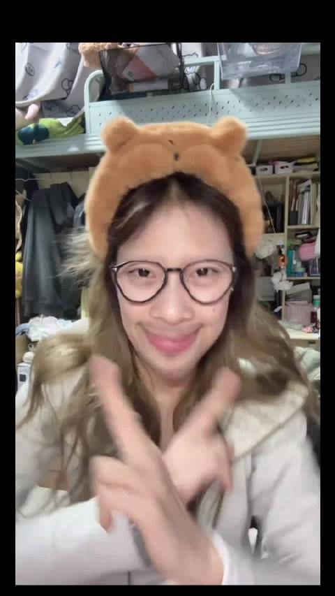 you 几个意思WhatDoYouMean双人手势舞 bekhan美瞳 bekhan bekhan流光黑镜 j