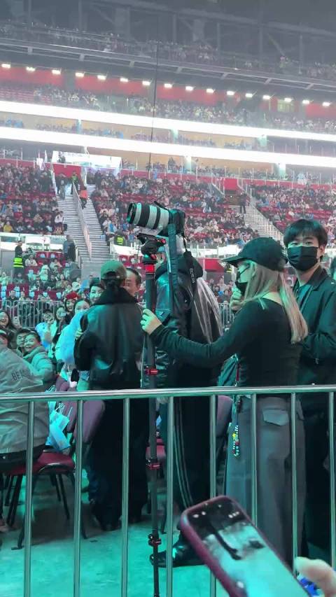 皇上，臣妾要告发熹贵妃私通，秽乱后宫，罪不容诛