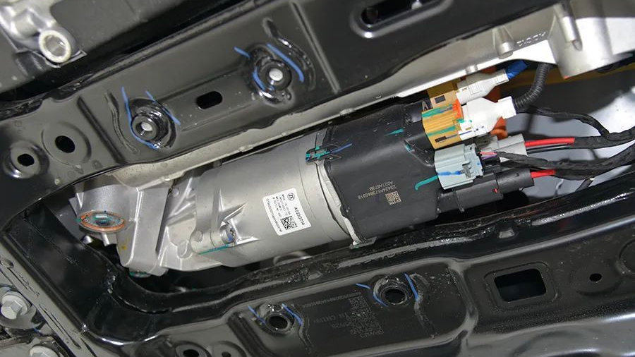 极氪7X拆车：更紧凑更合理，对得起这个价钱！