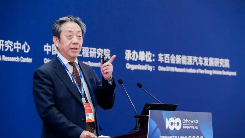 持续发酵！汽车行业大佬遭“网爆”，被骂惨了！