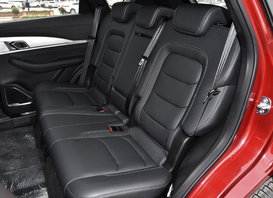 热度不高但很帅!哈弗F7x对比捷途X70 Coupe谁更强?