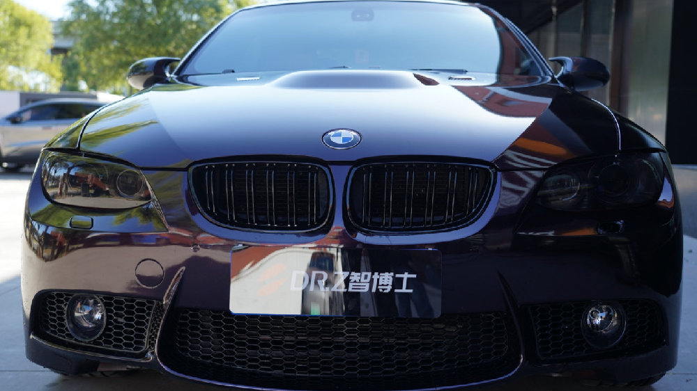 「智博士×宝马」肆意飞驰 尊享一路壮美景色